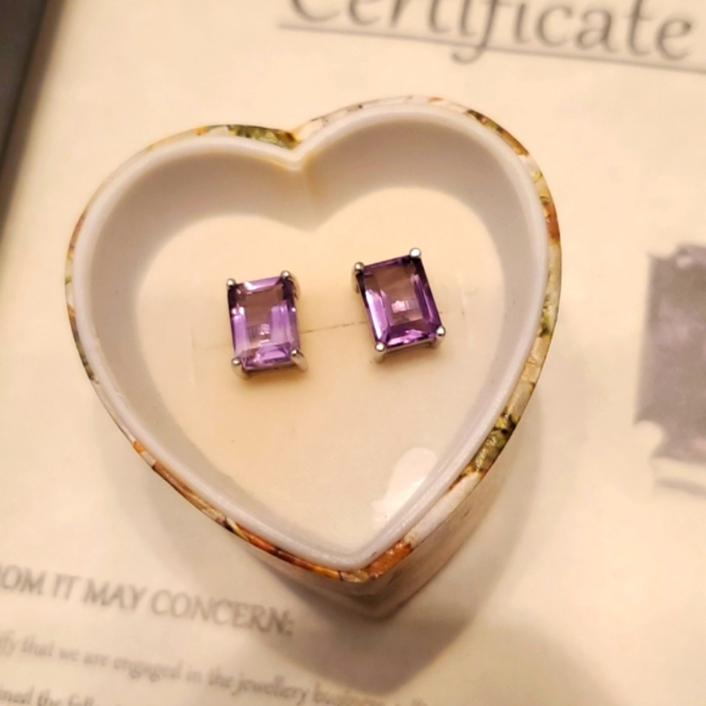 Amethyst Earings 2CT